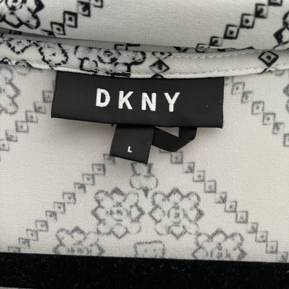 DKNY blouse large. White with black details - Picture 3 of 8